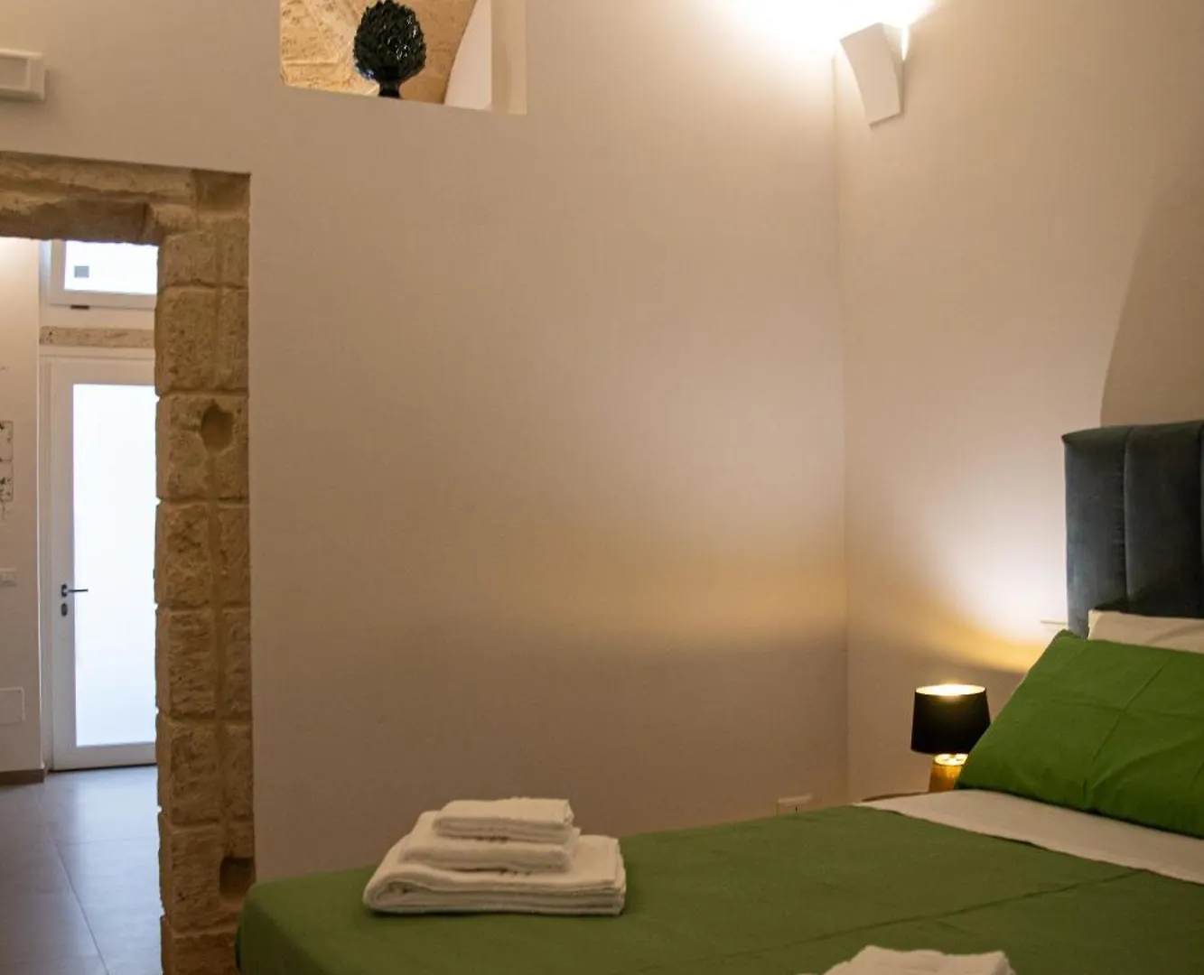 Adele Villa Lecce